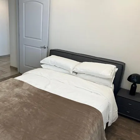 Hollywood 3 Bedroom Penthouse Apartment